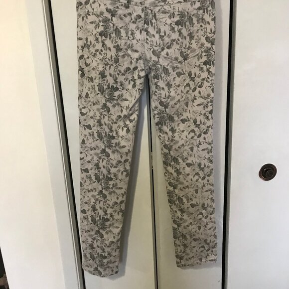 Parasuco Denim Legend Ladies Jeans Size 8 NEW WITHOUT TAGS - Picture 2 of 2